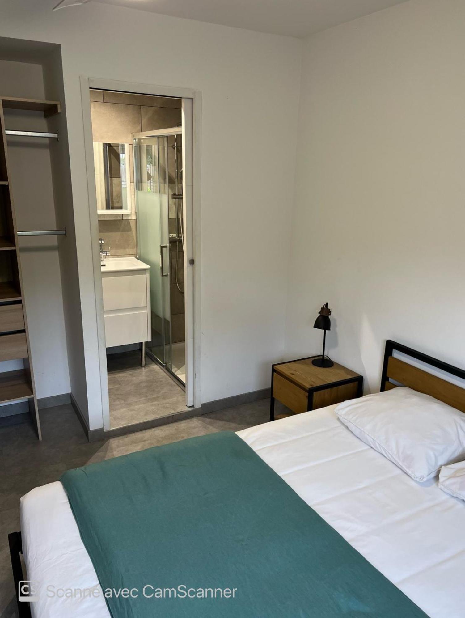 Chambre Avec Salle D'Eau Privee Dans Appartement Partage 200 M Du Tram Montpellier Bagian luar foto